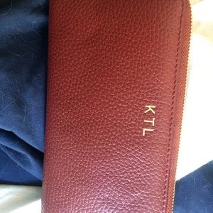 Cuyana wallet